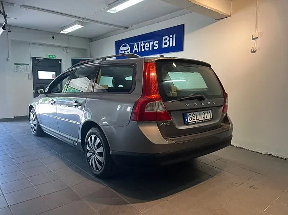 Volvo V70 2008 photo 2