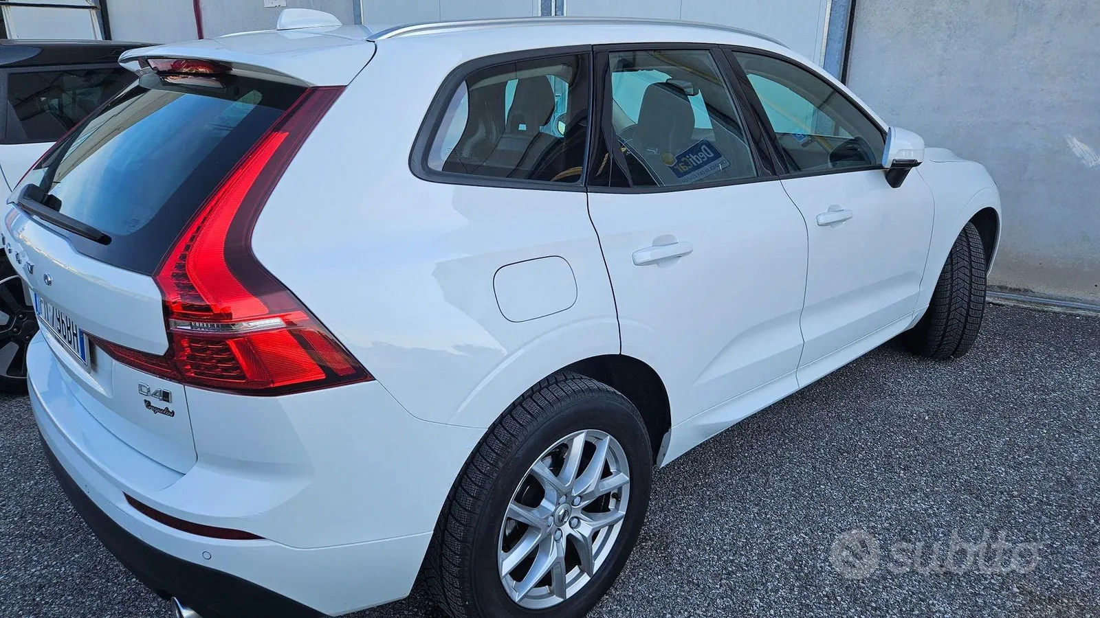Volvo Xc60 2017 photo 2