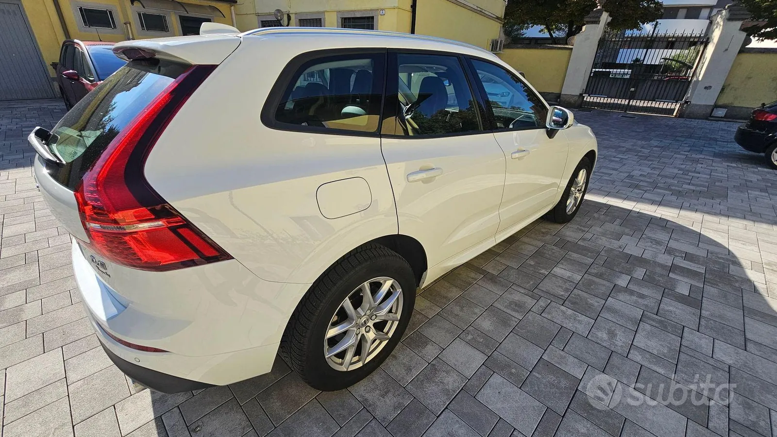 Volvo Xc60 2017 photo 4