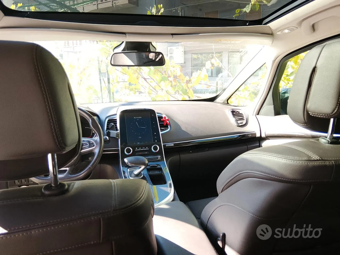 Renault Espace 2016 photo 5