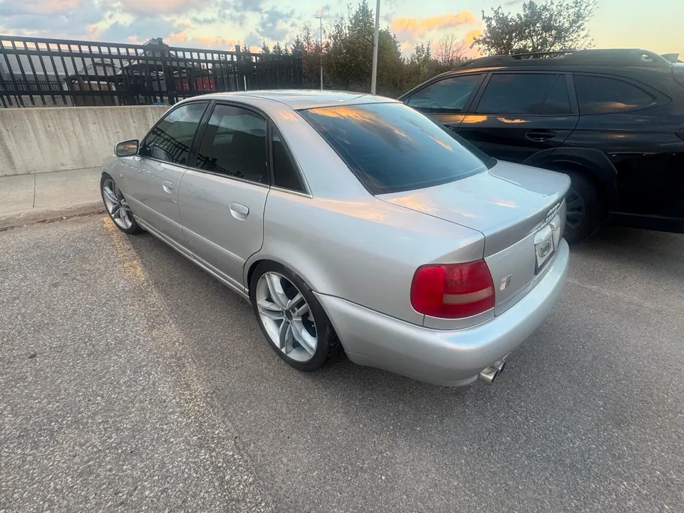 Audi S4 2000 photo 4