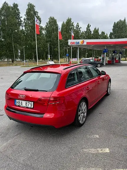 Audi A4 2009 photo 4