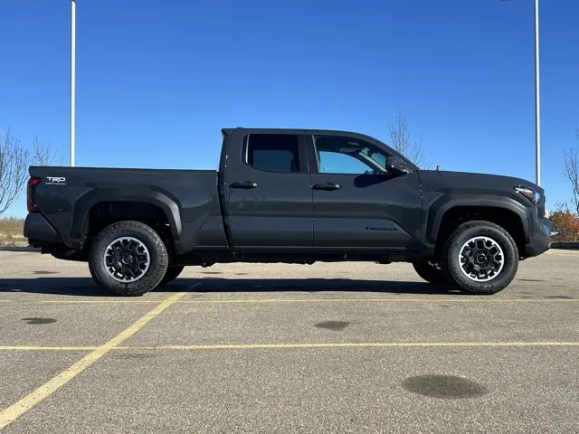 Toyota Tacoma 2026 photo 4