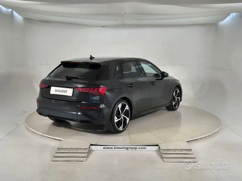 Audi A3 2023 photo 4