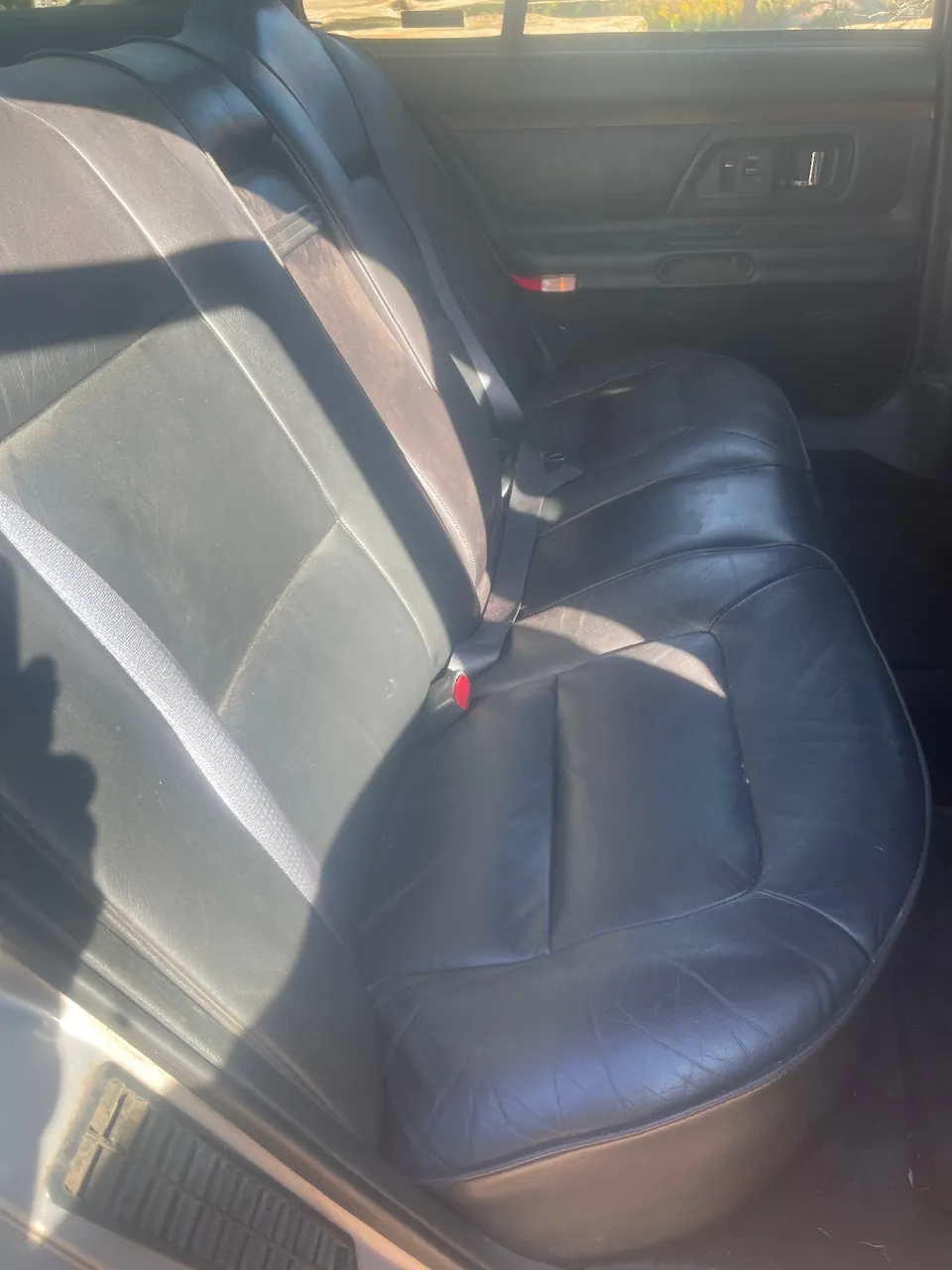 Oldsmobile 88 1997 photo 3
