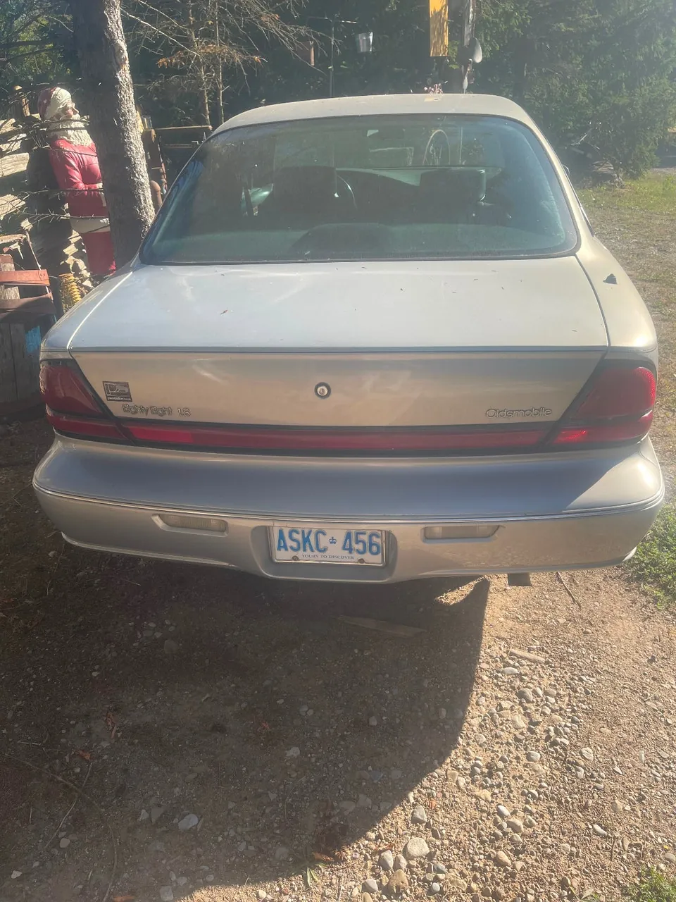 Oldsmobile 88 1997 photo 2
