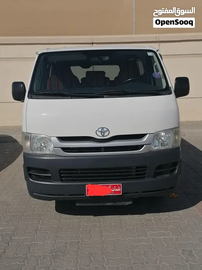 Toyota Hiace 2012 photo 5