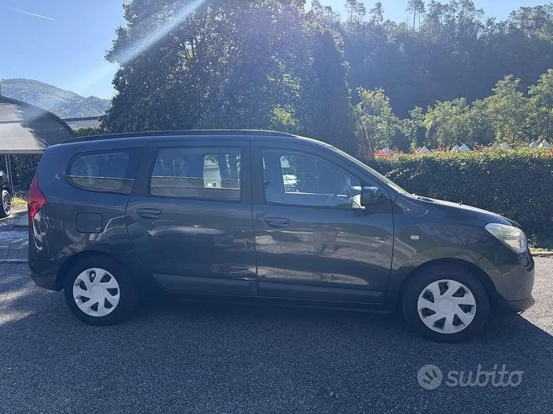 Dacia Lodgy 2013 photo 4