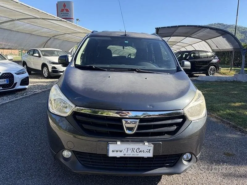 Dacia Lodgy 2013 photo 2