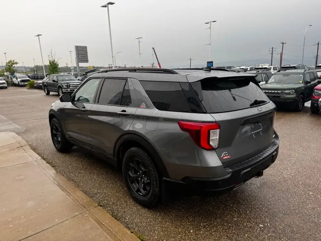 Ford Explorer 2022 photo 5