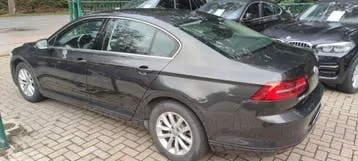 Volkswagen Passat 2018 photo 2