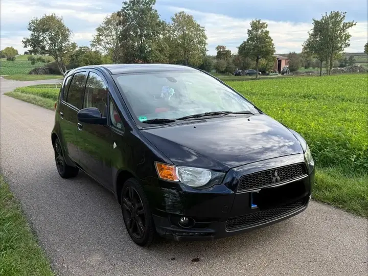 Mitsubishi Colt