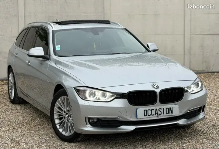 BMW Série 3 2014 photo 2
