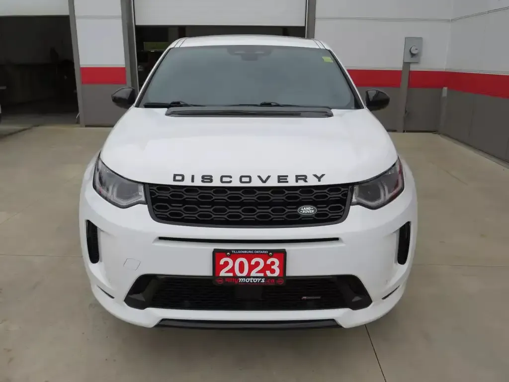 Land Rover Discovery Sport 2023 photo 2