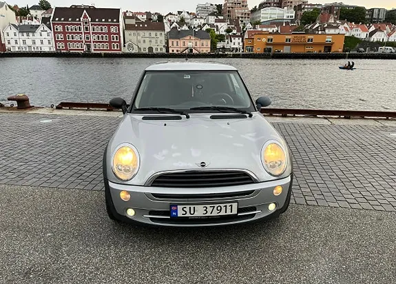 Mini One 2006 photo 2