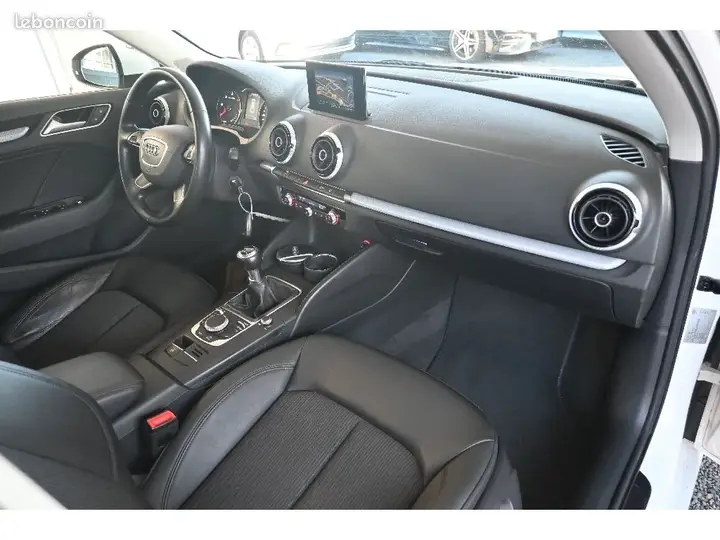 Audi A3 2016 photo 5