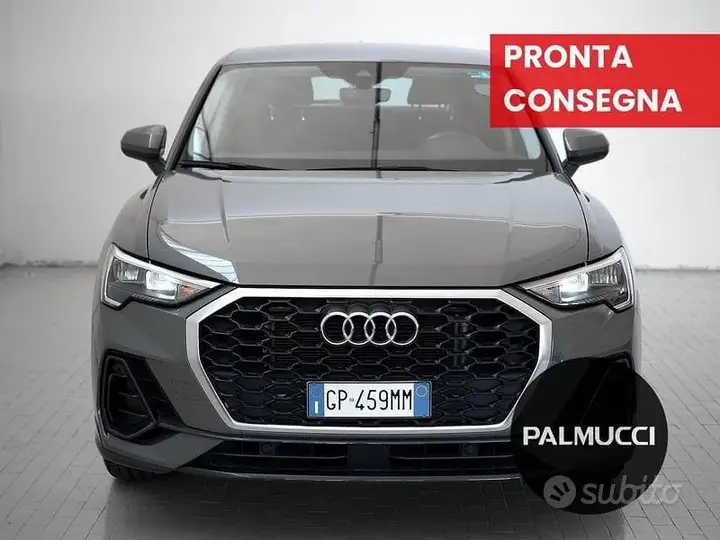 Audi Q3 2023 photo 2