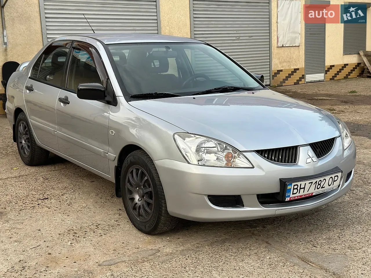 Mitsubishi Lancer 2004 photo 5