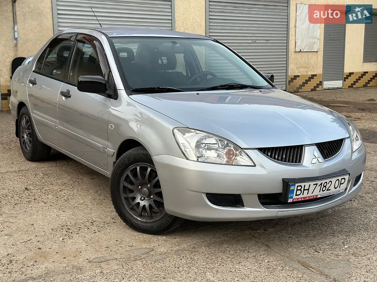 Mitsubishi Lancer 2004 photo 3