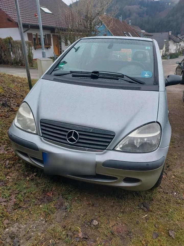Mercedes-Benz A160