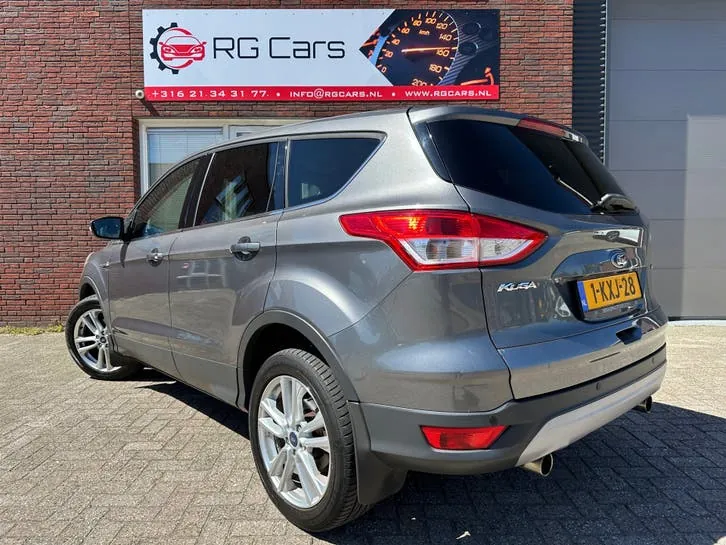 Ford Kuga 2013 photo 2