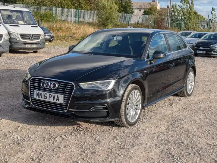 Audi A3 2015 photo 5