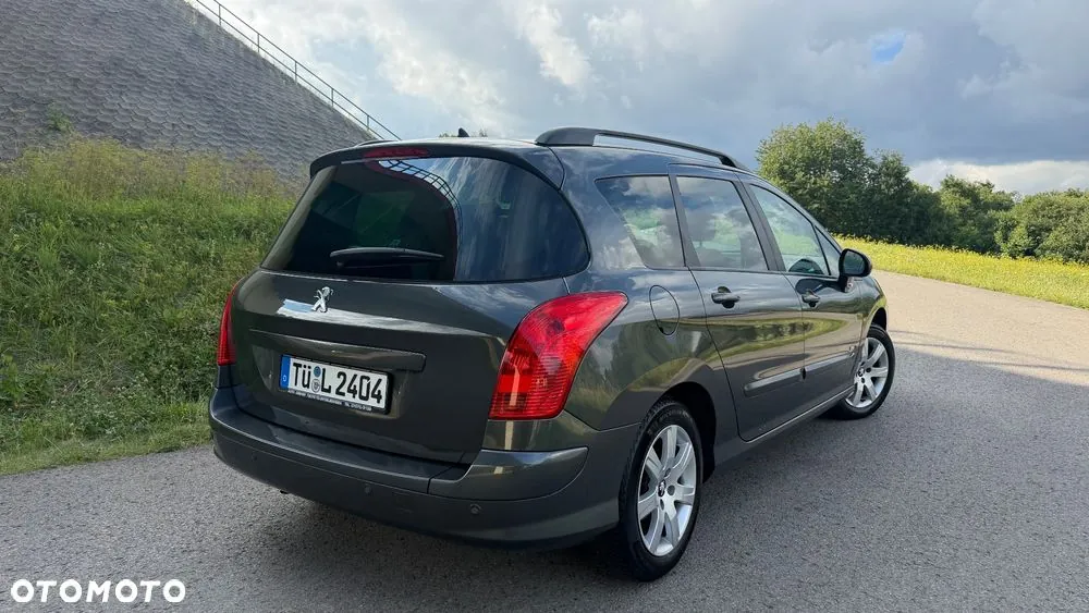 Peugeot 308 2013 photo 2
