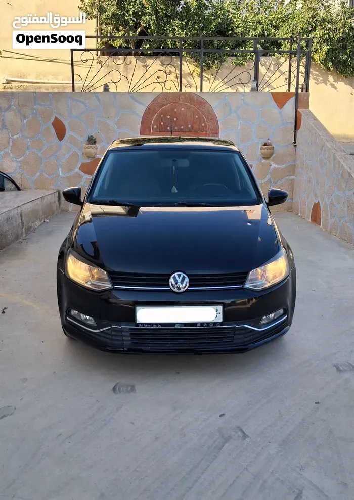 Volkswagen Polo 2017 photo 2