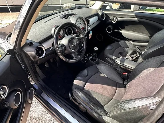 Mini Cooper 2011 photo 5