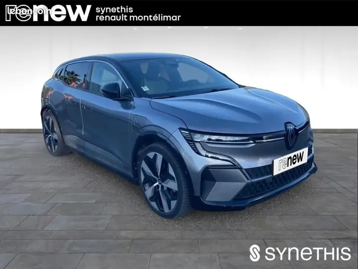 Renault Megane 2023 photo 2