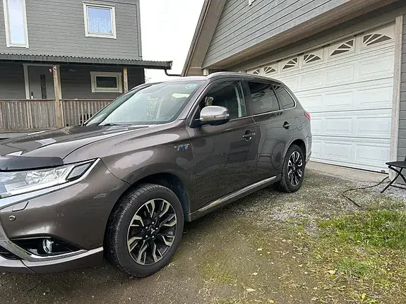 Mitsubishi Outlander 2016 photo 5