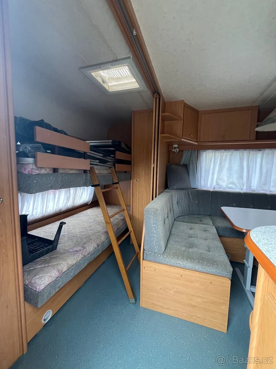 Dethleffs Caravan photo 3