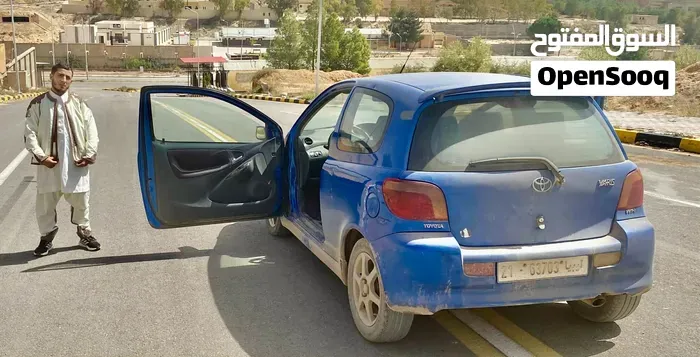Toyota Yaris 2005 photo 2