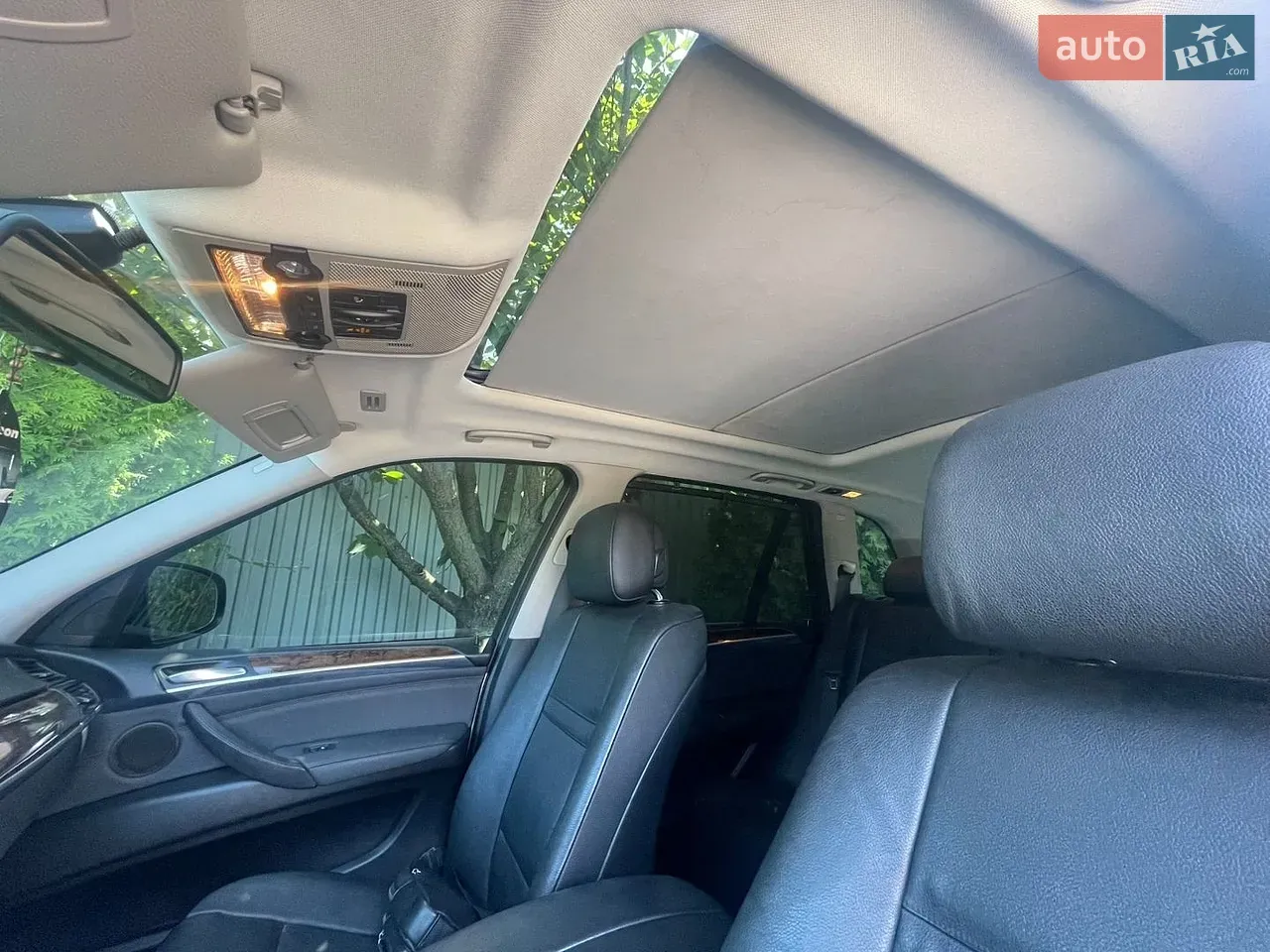 BMW X5 2010 photo 2