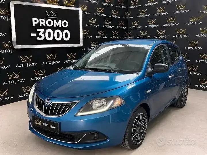 Lancia Ypsilon