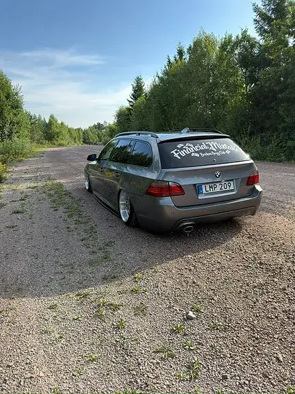 BMW 520D 2010 photo 2
