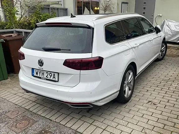 Volkswagen Passat 2021 photo 3