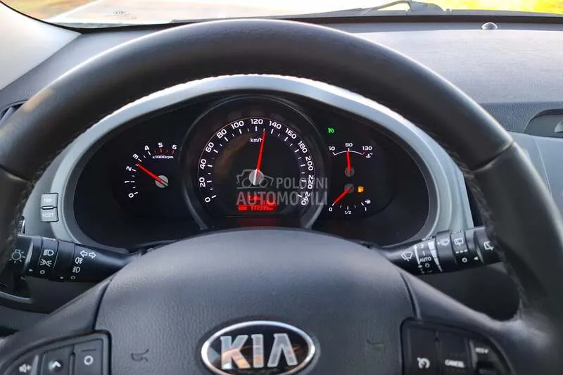 Kia Sportage 2015 photo 2