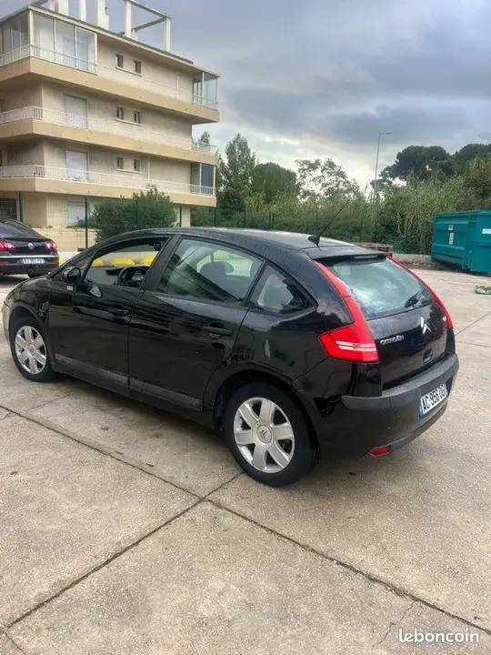 Citroen C4 2008 photo 2