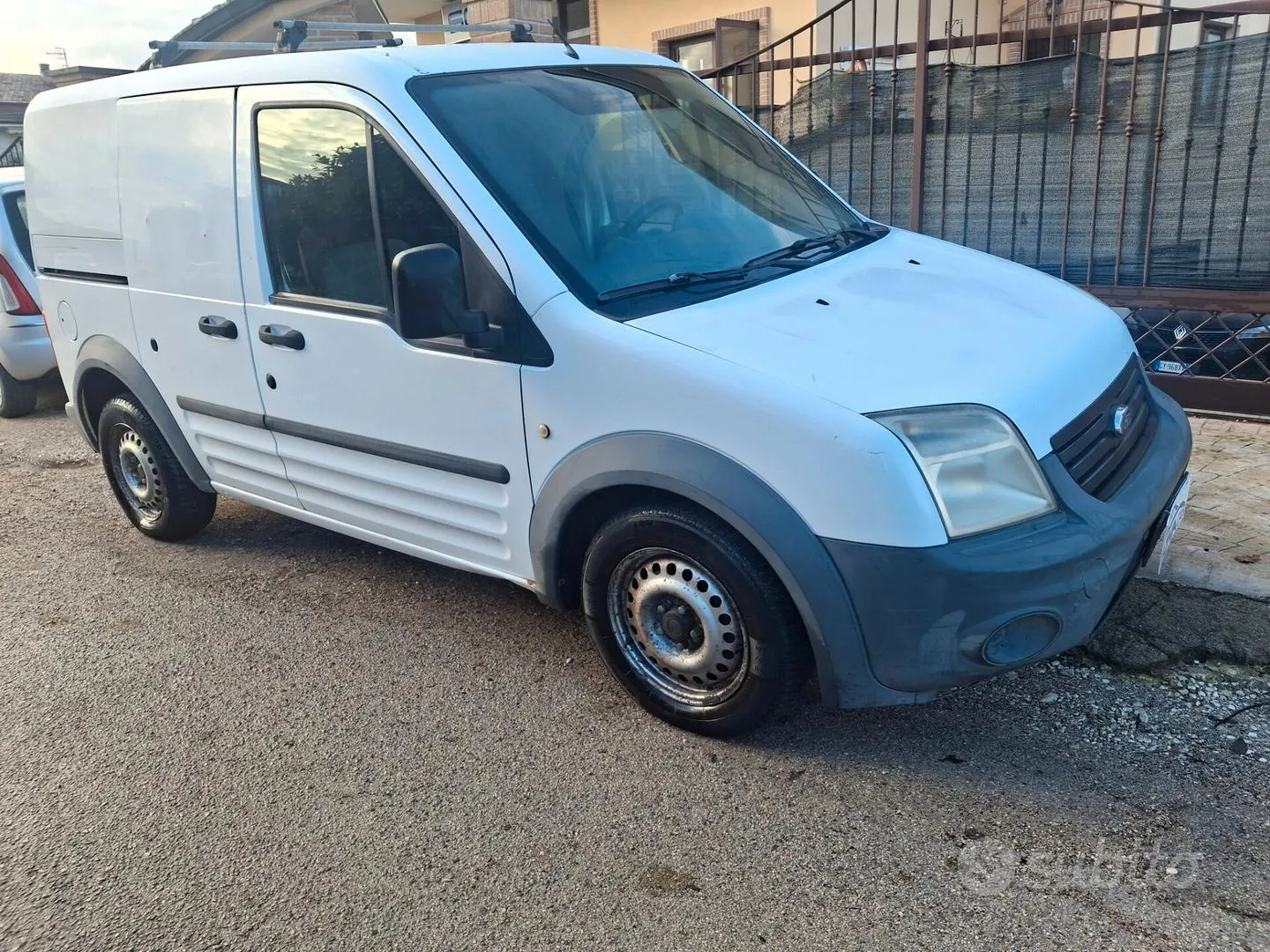 Ford Transit Connect 2009 photo 3