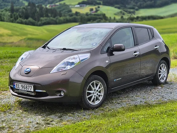 Nissan Leaf 2016 photo 3