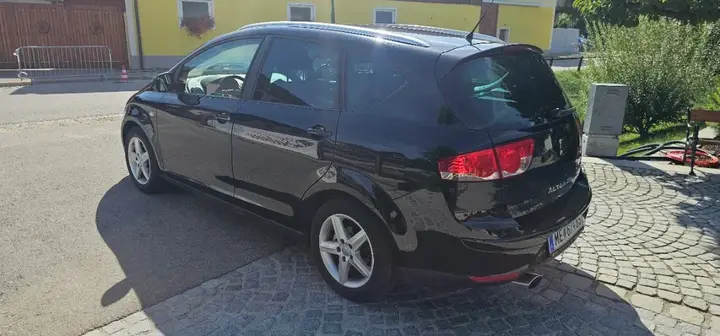 Seat Altea Xl 2011 photo 2
