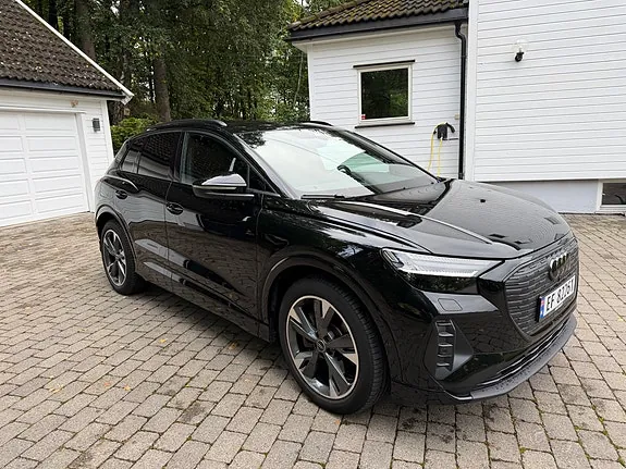 Audi Q4 E-Tron 2023 photo 3