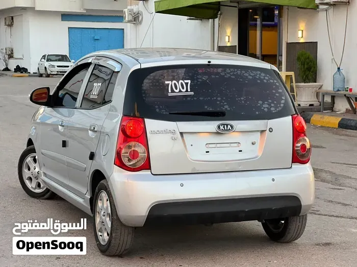 Kia Rio 2009 photo 4
