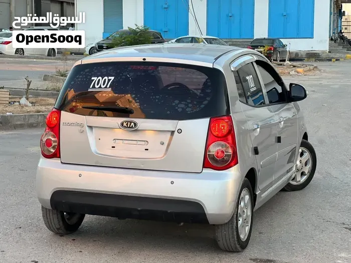 Kia Rio 2009 photo 3