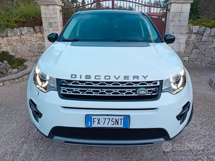Land Rover Discovery Sport 2019 photo 2