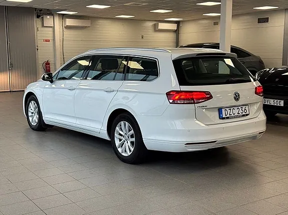 Volkswagen Passat 2018 photo 5