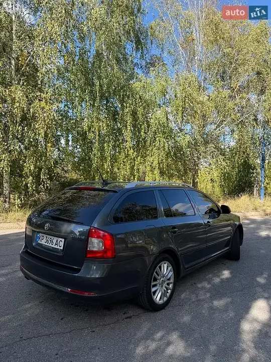 Skoda Octavia 2011 photo 4