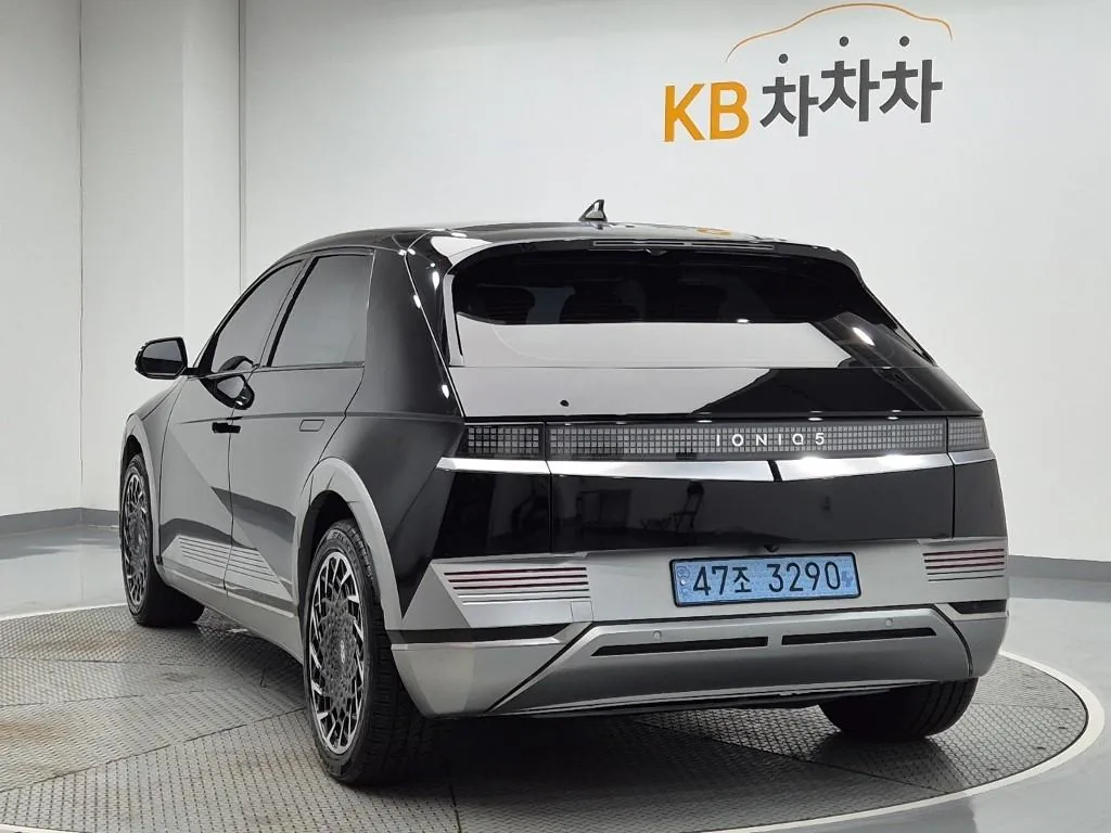 Hyundai Ioniq 5 2022 photo 2