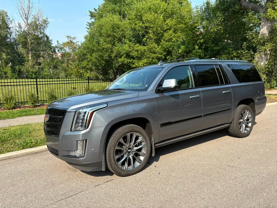 Cadillac Escalade Esv
